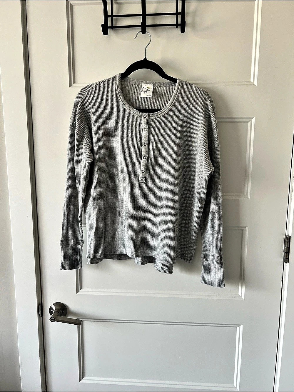 OFFLINE by Aerie Waffle Knit Henley Gray Small